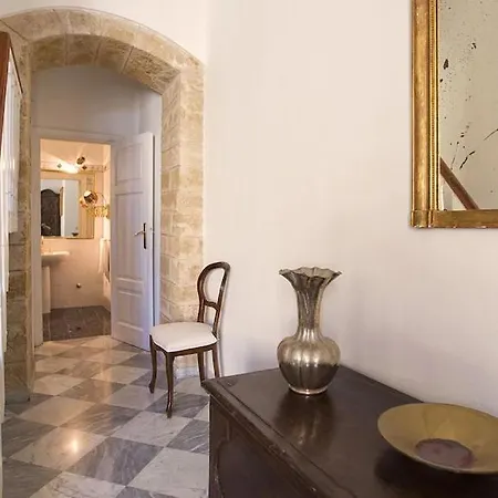 Apartmán Palazzo Dalbis In Pieno Centro Per 8 Persone Alghero