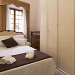 Palazzo Albis In Pieno Centro Per 8 Persone